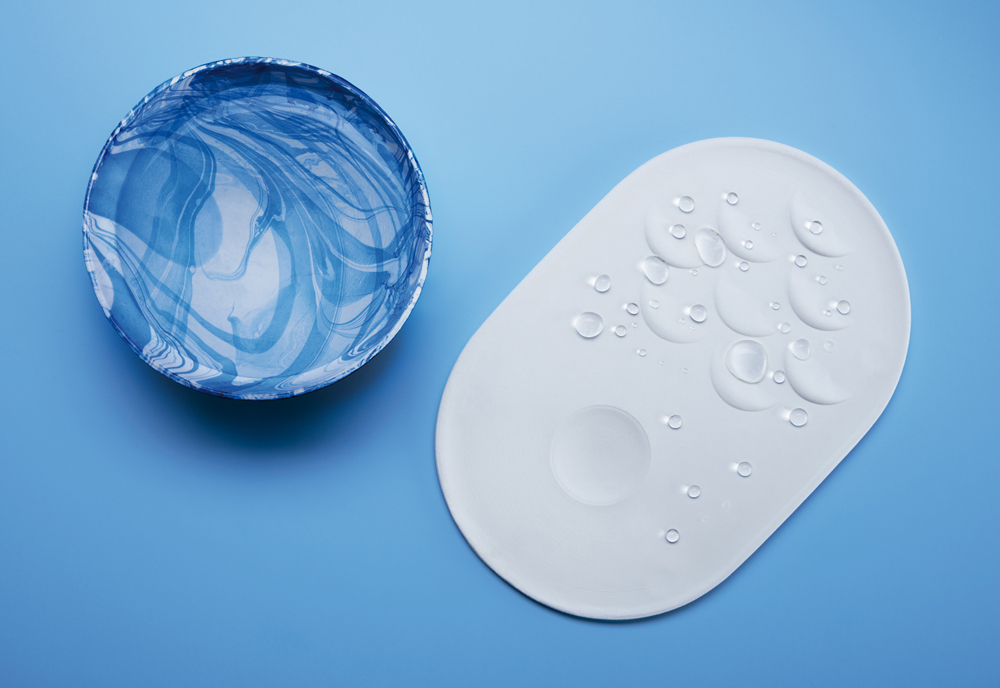 Self-Cleaning Plates